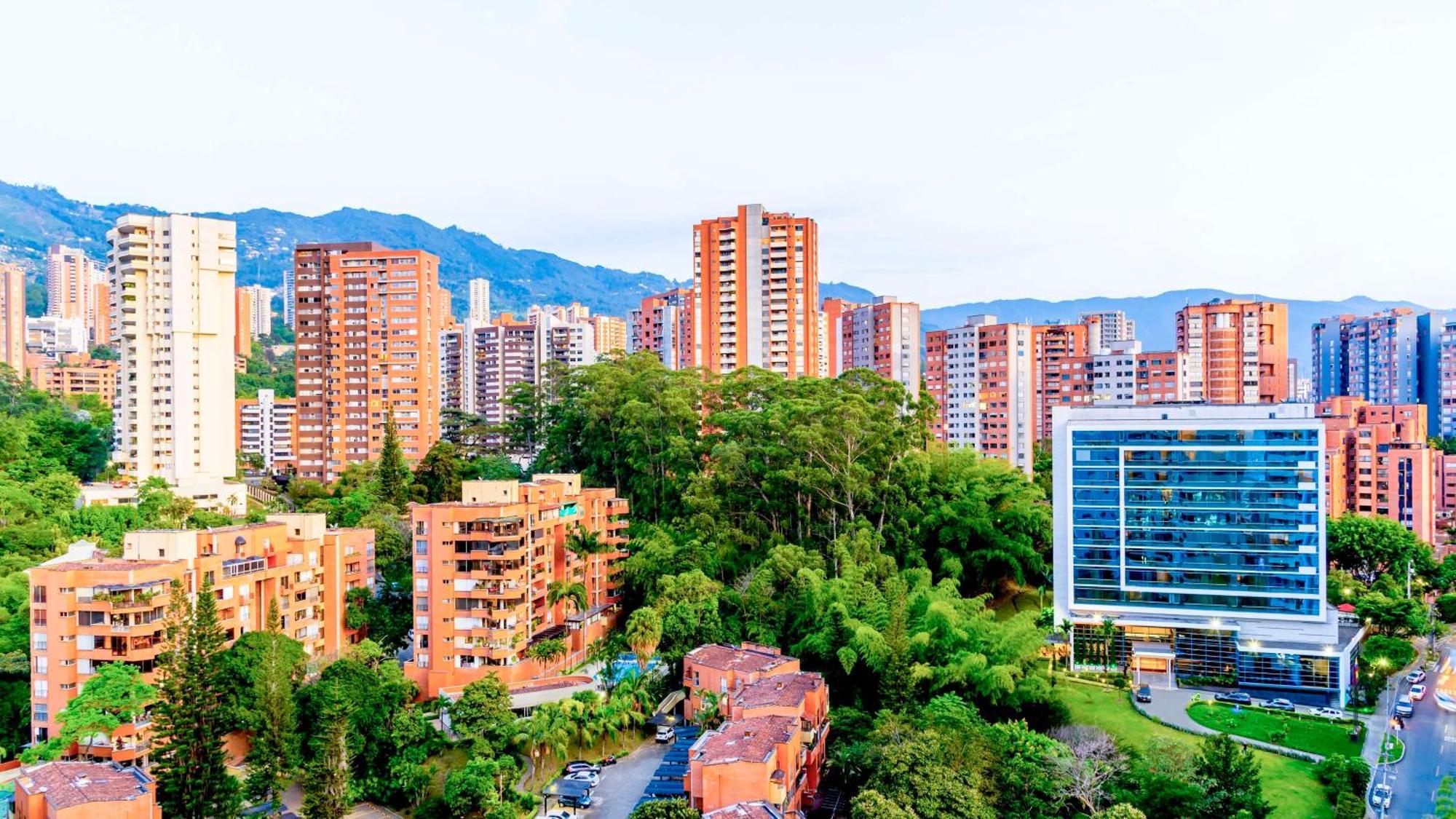 Nh Collection Medellin Royal Hotel Exterior photo